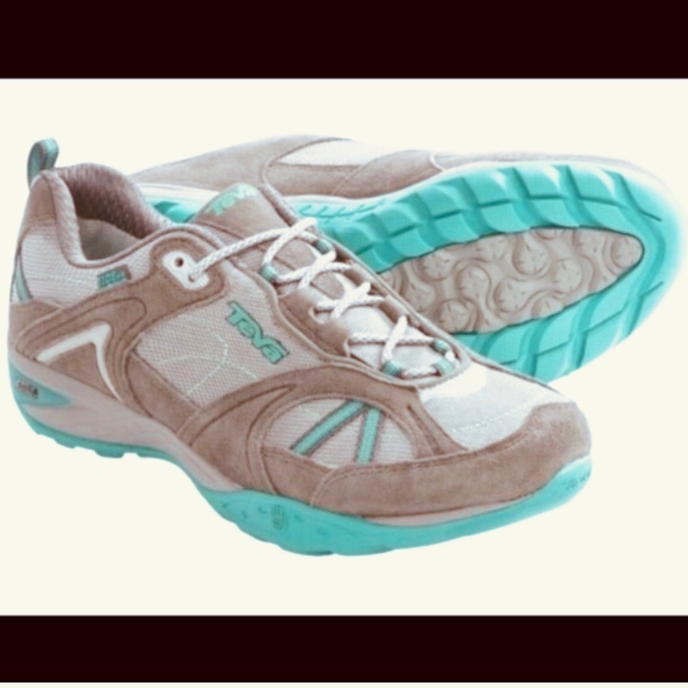 Teva Sky Lake Leather Hiking Sneakers Shoes 7 EUC